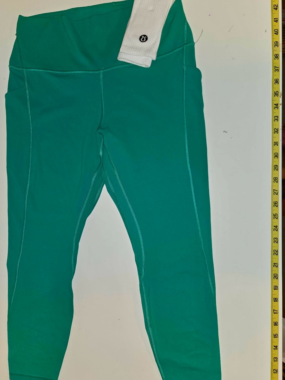 Lululemon Align High-Rise Pant w/ Pockets 25" Sz 14 Maldives Green w/ socks NWOT